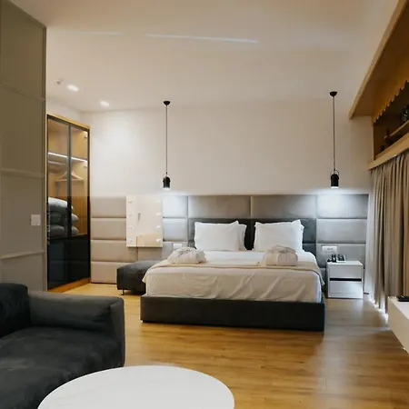 酒店 Sharm Luxury Gjirokastër