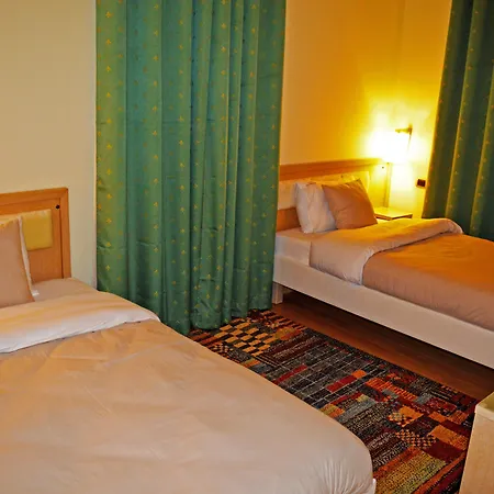 酒店 Sharm Luxury Gjirokastër