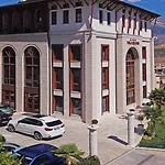 Hotel Sharm Luxury Gjirokastër