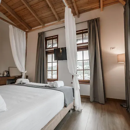 Sharm Luxury 4* Gjirokastër