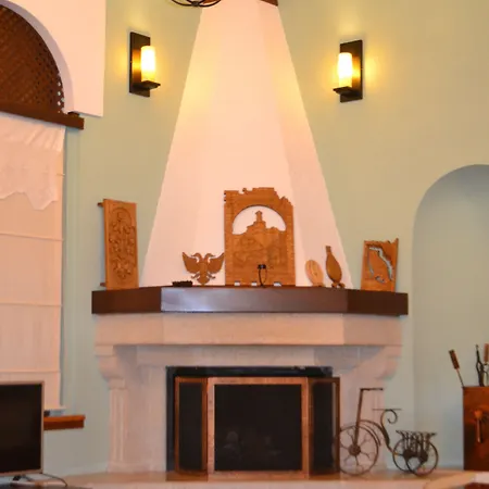 Sharm Luxury Gjirokastër