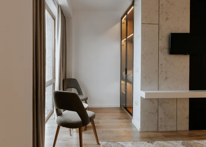 Sharm Luxury Hotel Gjirokastër